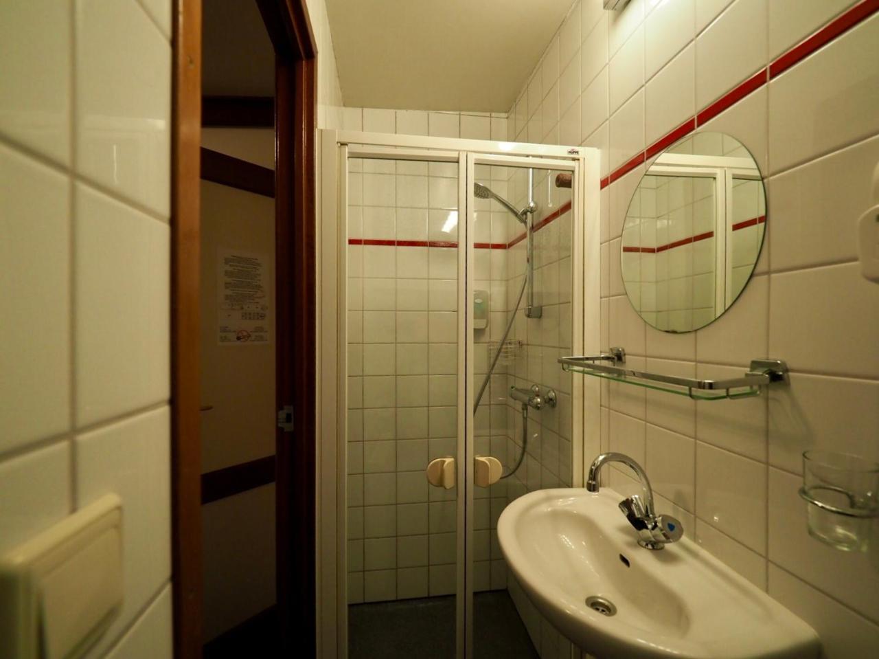 אמסטרדם Hotelboot Sarah מראה חיצוני תמונה